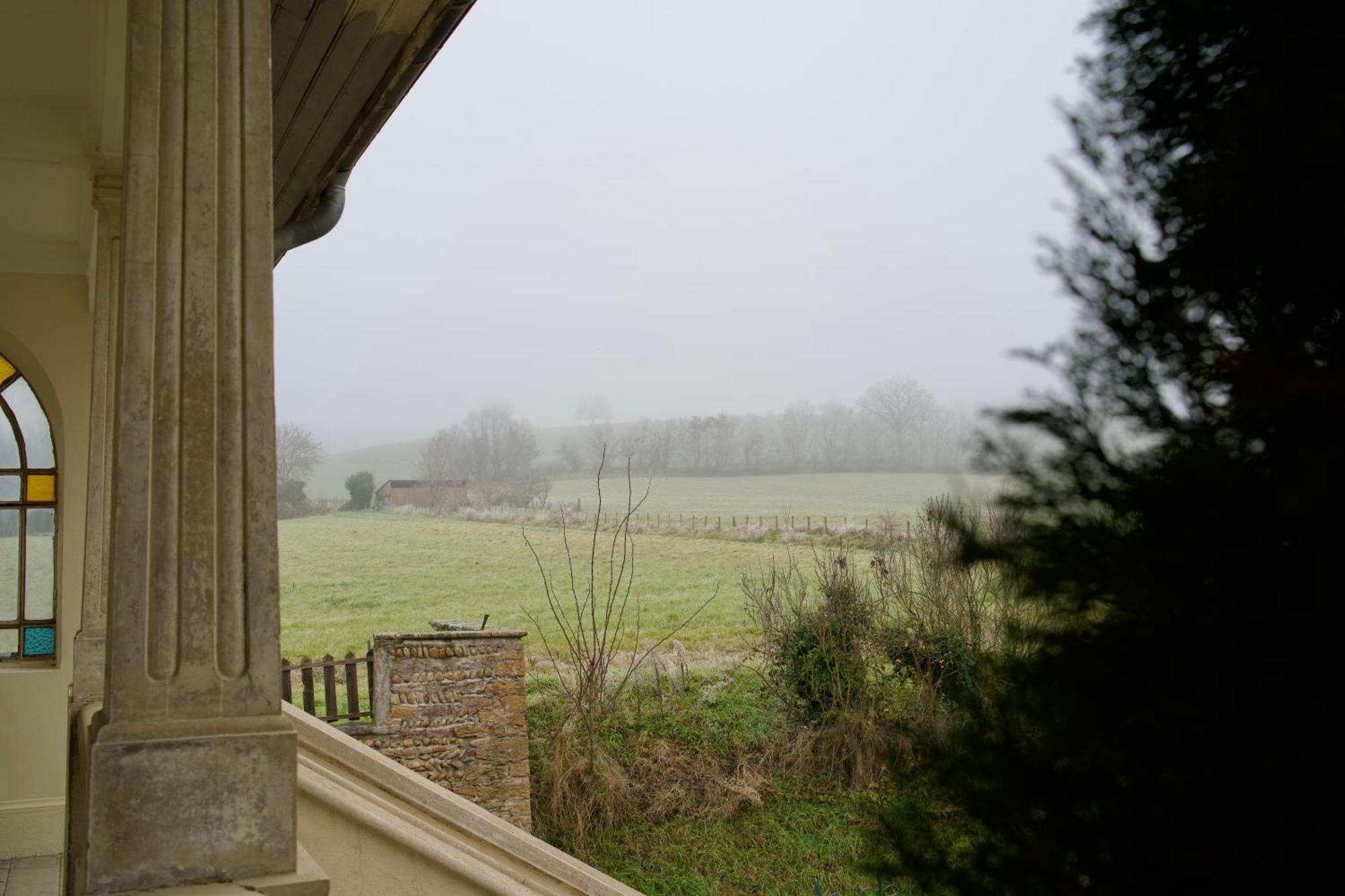 Chateau De Rance Bed & Breakfast Genay  Exterior photo