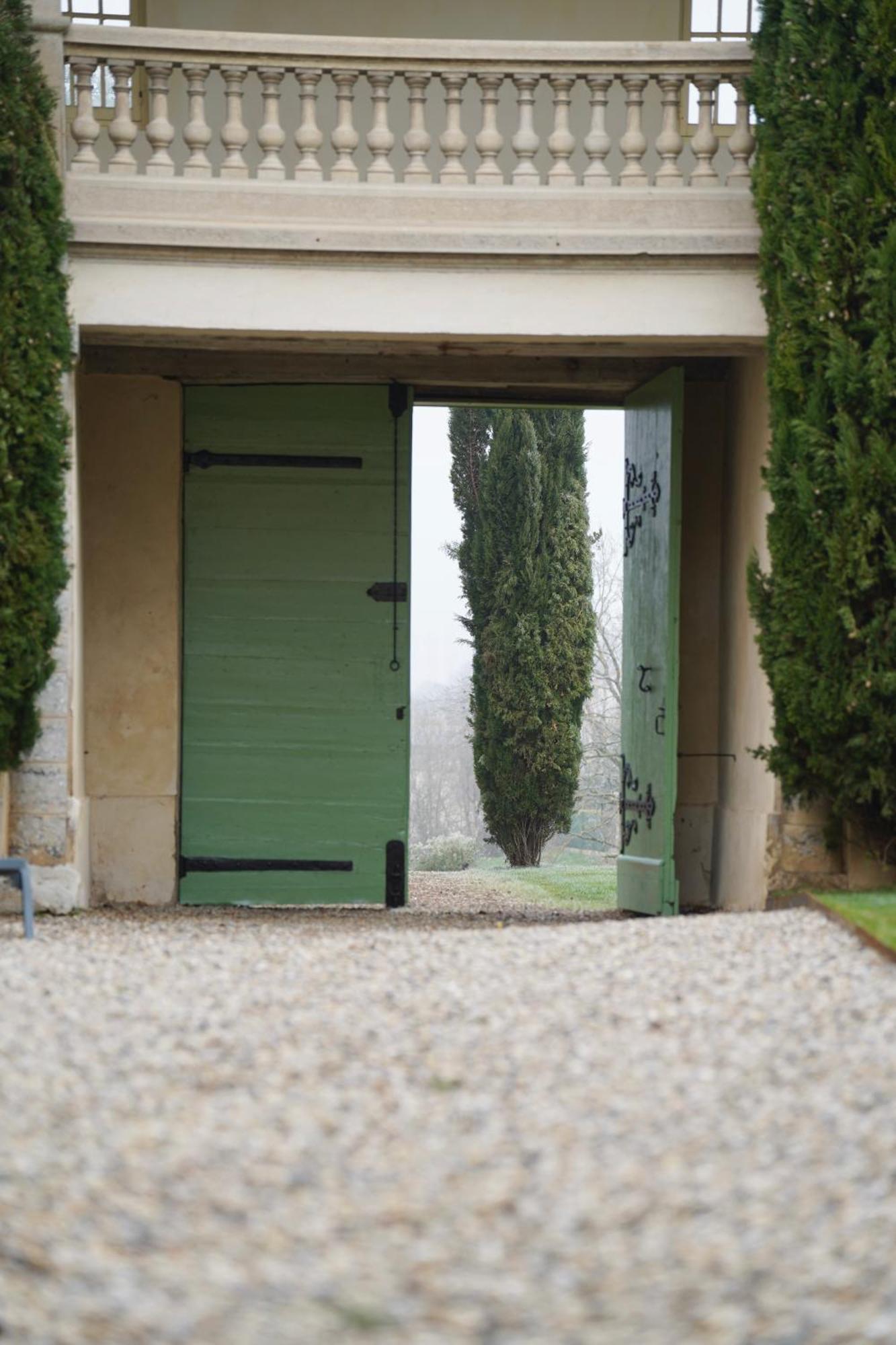 Chateau De Rance Bed & Breakfast Genay  Exterior photo