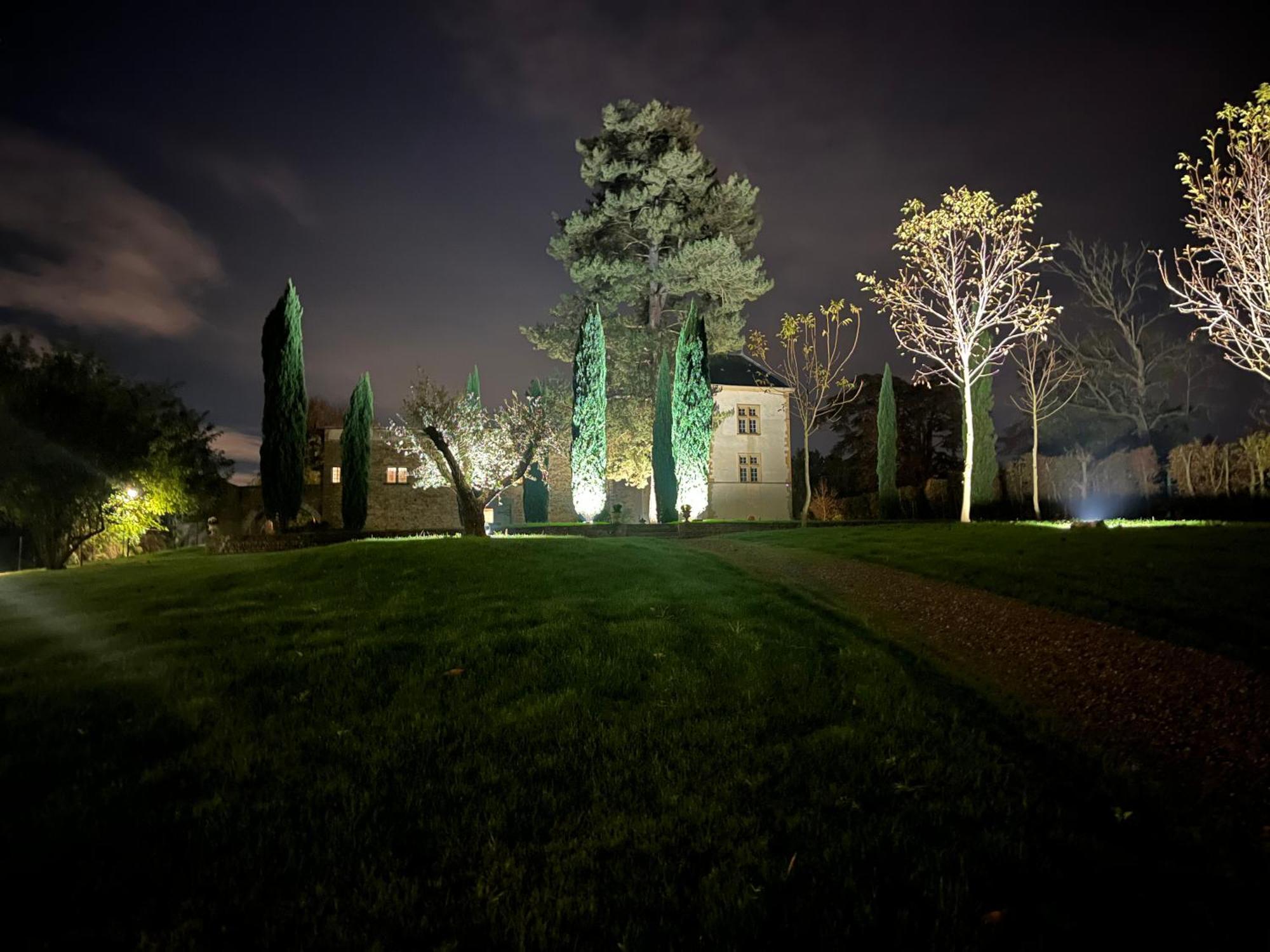 Chateau De Rance Bed & Breakfast Genay  Exterior photo